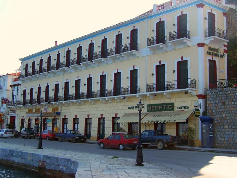 Aktaion City Hotel Gythio Exterior foto